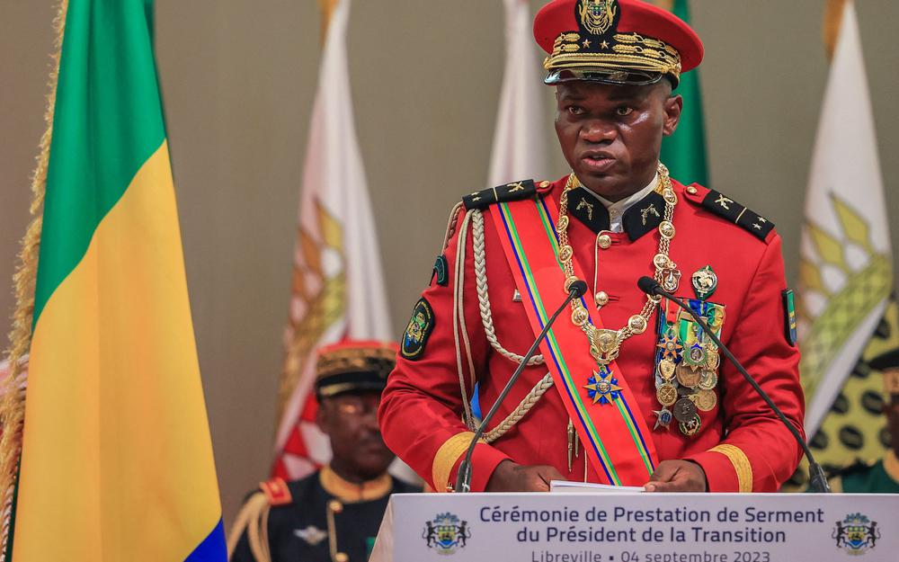 S.E.M. Brice Clotaire OLIGUI NGUEMA, Président de la République