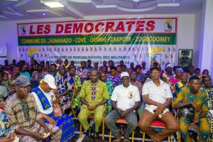 Tournée de remobilisation des Démocrates : El Hadj Christian Monsia insuffle une nouvelle dynamique à la base dans la commune de Covè